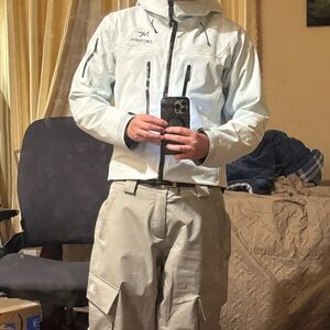 Arc'teryx White Alpha SV Jacket